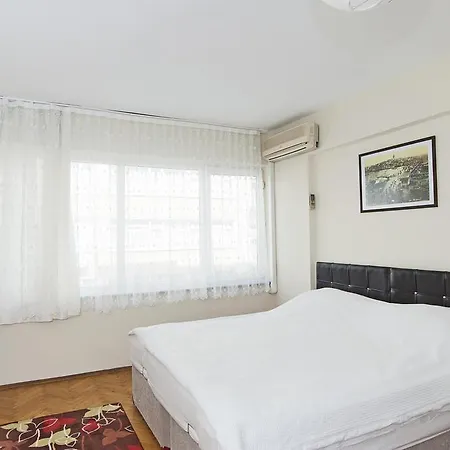 Apartment Roncalli *
