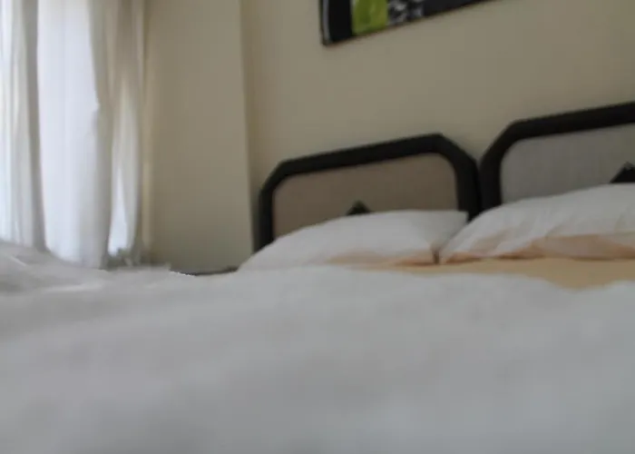 Roncalli Apartmán *